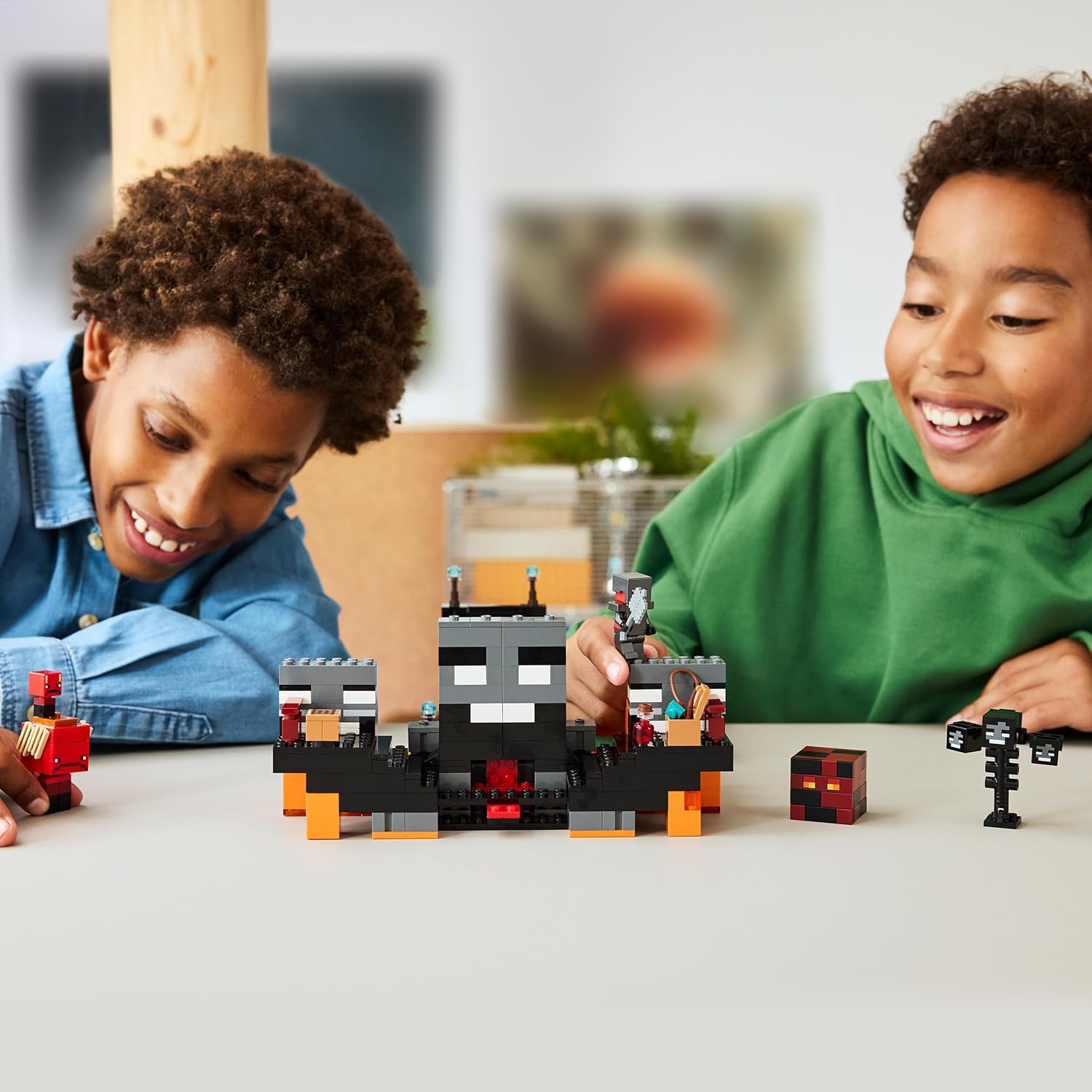 LEGO Minecraft Duell mit dem Wither – Geschenk für junge Gamer – Merchandising für Fans – Minecraft – Bauset mit vielen Kreaturen und Werkbank für Jungen und Mädchen ab 8 Jahren – 21590 – Bild 9