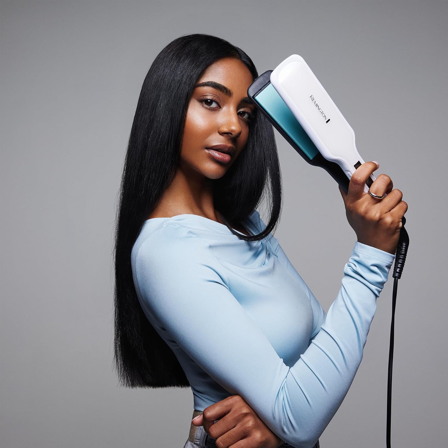 Remington Shine Therapy Glätteisen breit (hochwertige Keramikbeschichtung angereichert mit Mikrowirkstoffen für mehr Glanz, marokkanisches Arganöl und Vitamin E), LCD-Display, 150–230 °C, Haarglätter S8550 – Bild 3