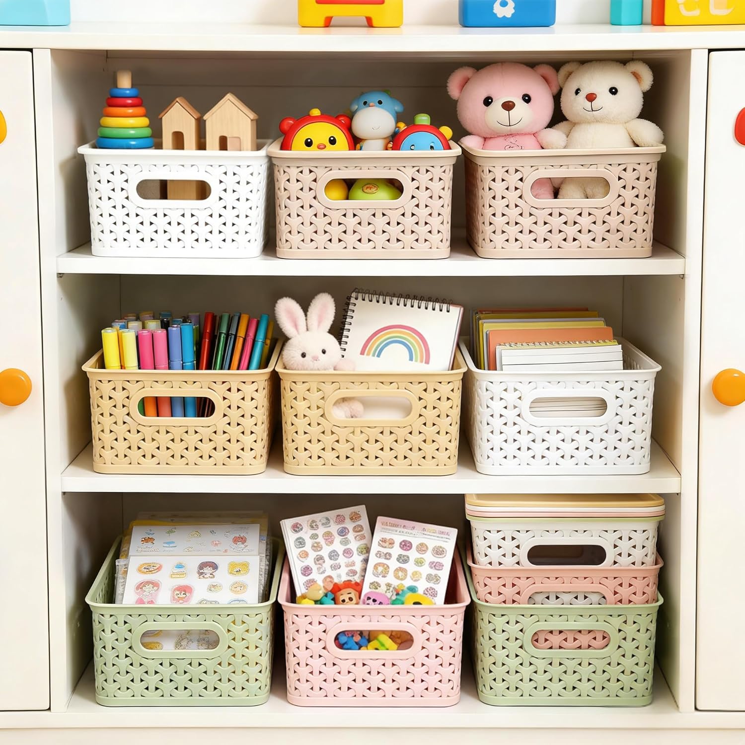 LYLIDIA 5 Stück Aufbewahrungsbox mit Deckel, kleiner Korb, 4 L Box Aufbewahrungskorb im Rattan-Design, stapelbare Box PP-Kunststoff, Organizer-Körbe, Stapelboxen mit Griffen, 25 x 17 x 10,5 cm (buntes Set). – Bild 7