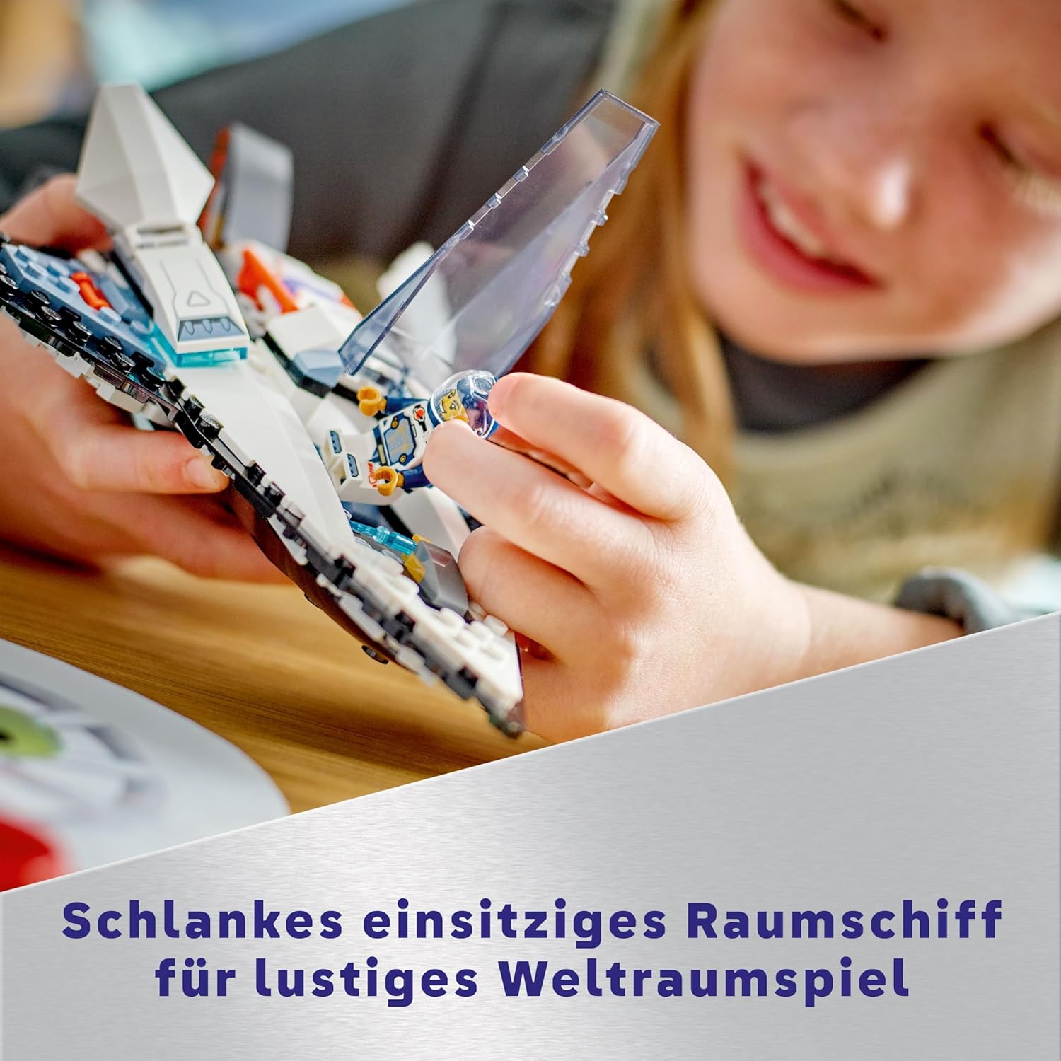 LEGO City Raumschiff, Weltraumspielzeug mit Space Shuttle für Kinder zum Bauen, Jungen und Mädchen ab 6 Jahren, Set mit Astronautenfigur 60430 – Bild 4